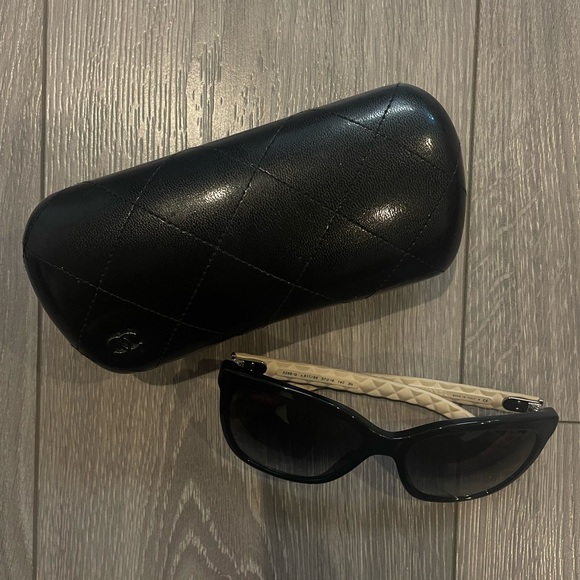 Chanel Sunglasses, Leather Arms - Picture 11 of 15